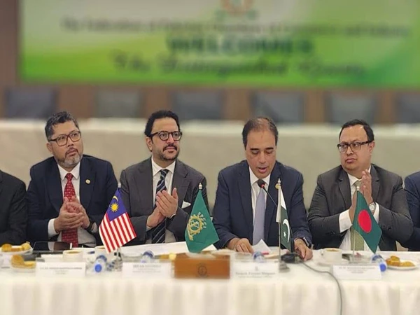 pakistan wants d8 countries strong economic partnership irfan soomro