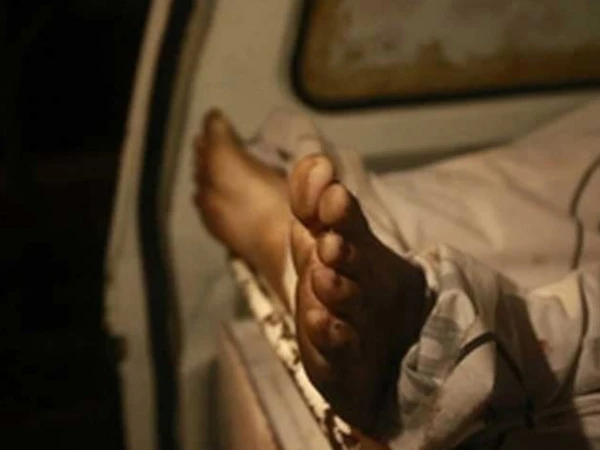 کراچی؛ ڈیفنس میں بنگلے پر تعینات پولیس اہلکار نے خود کو گولی مار کر خودکشی کرلی