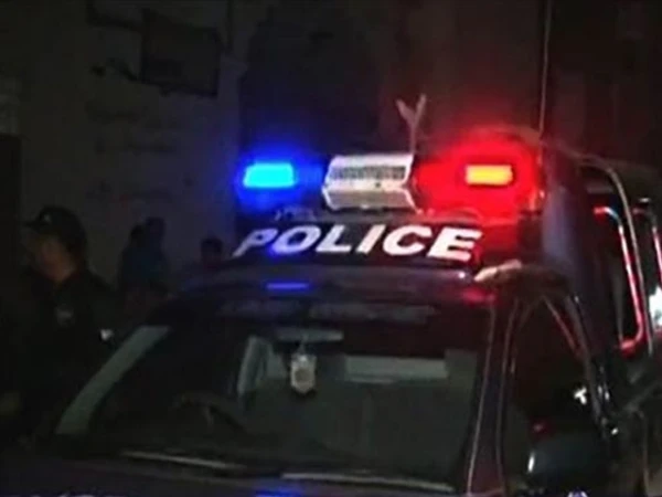 کراچی کے مختلف علاقوں میں مبینہ پولیس مقابلے کے دوران 3 ڈاکو ہلاک